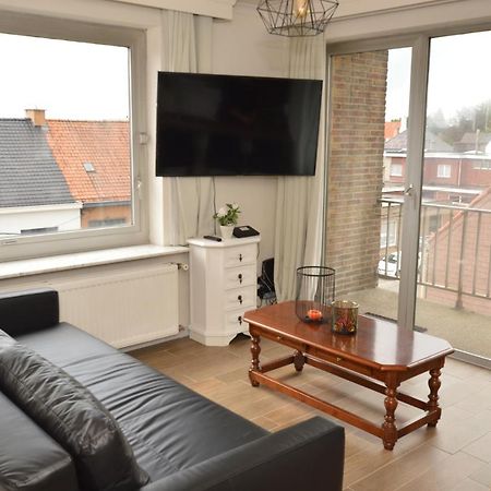 Апартаменты Modern And Private Studio With All Comfort! Руселаре Экстерьер фото